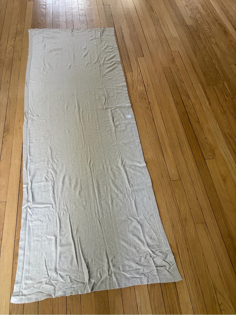 Beautiful organic travel scarf by Zestt in birch color. - Picture 4 of 6